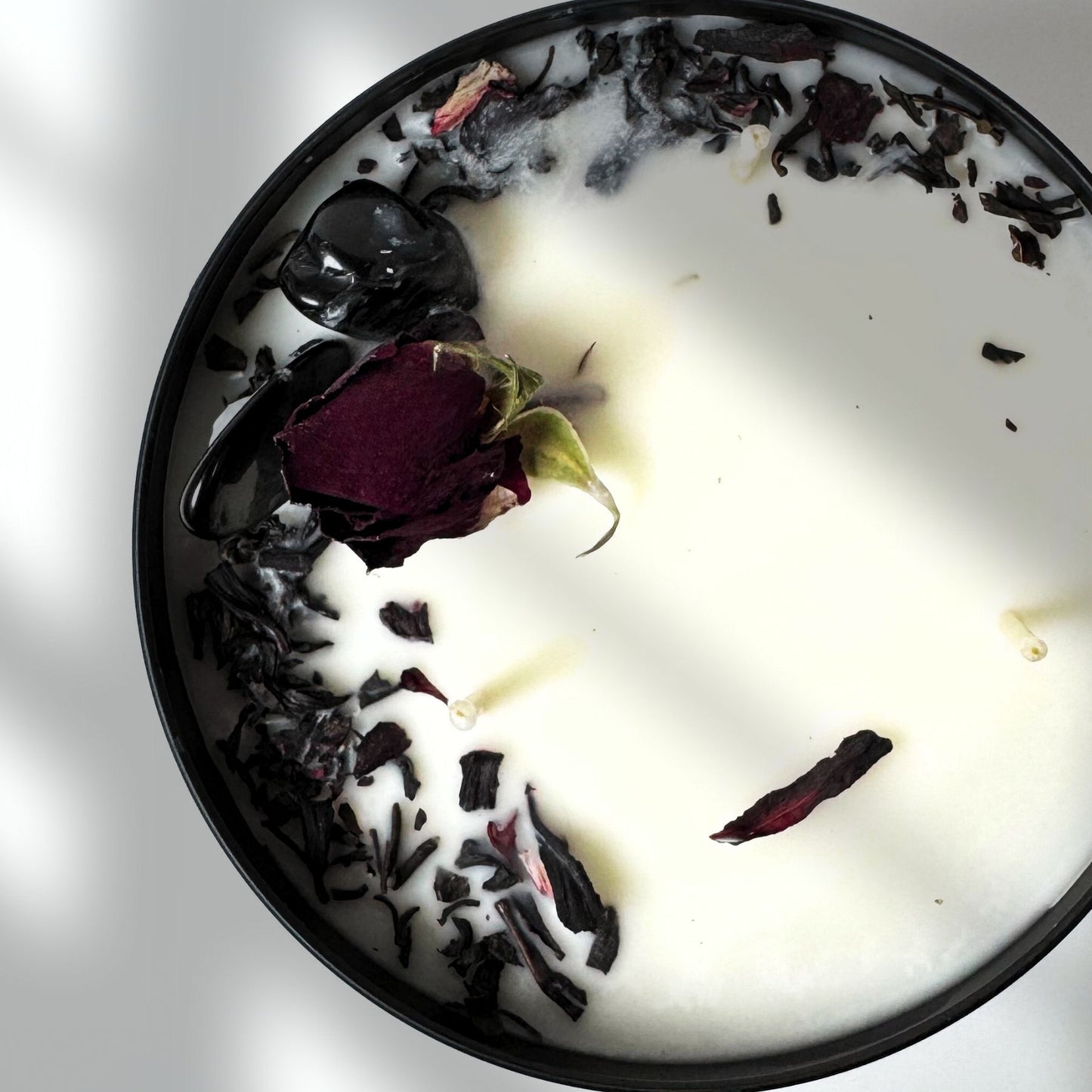 Black Velvet Organic Lotion Candle 16 oz